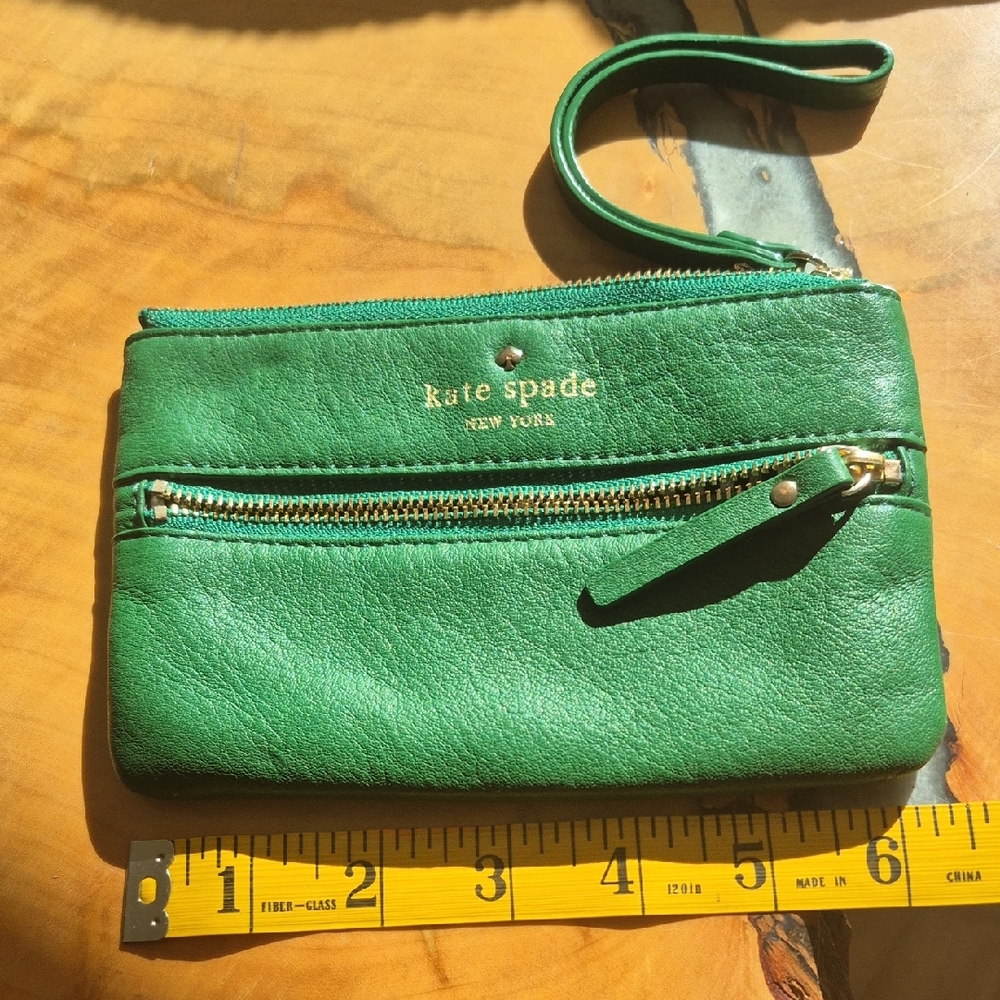 Kate Spade Green Leather Wristlet